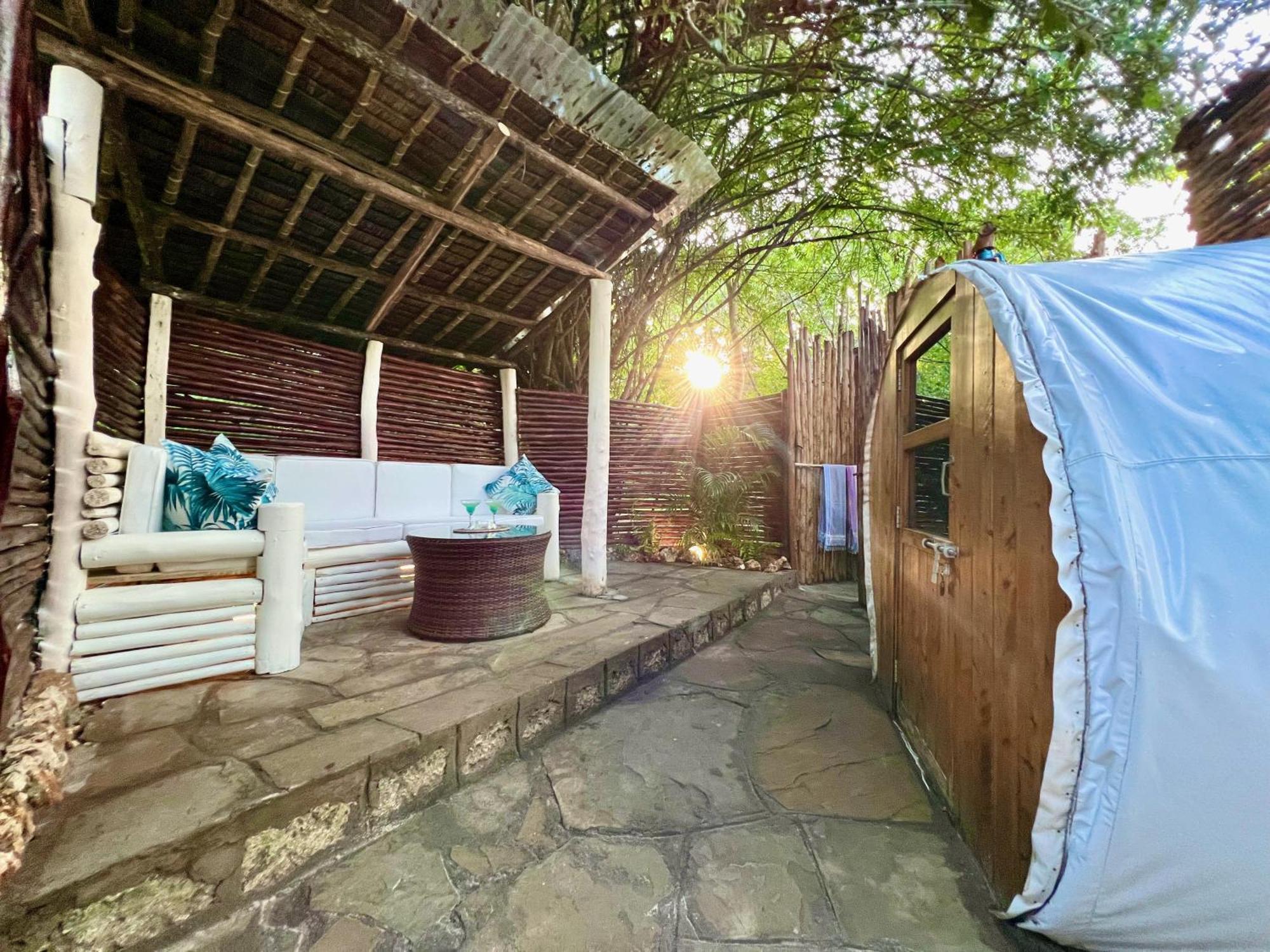 Rock And Sea Resort Watamu Buitenkant foto