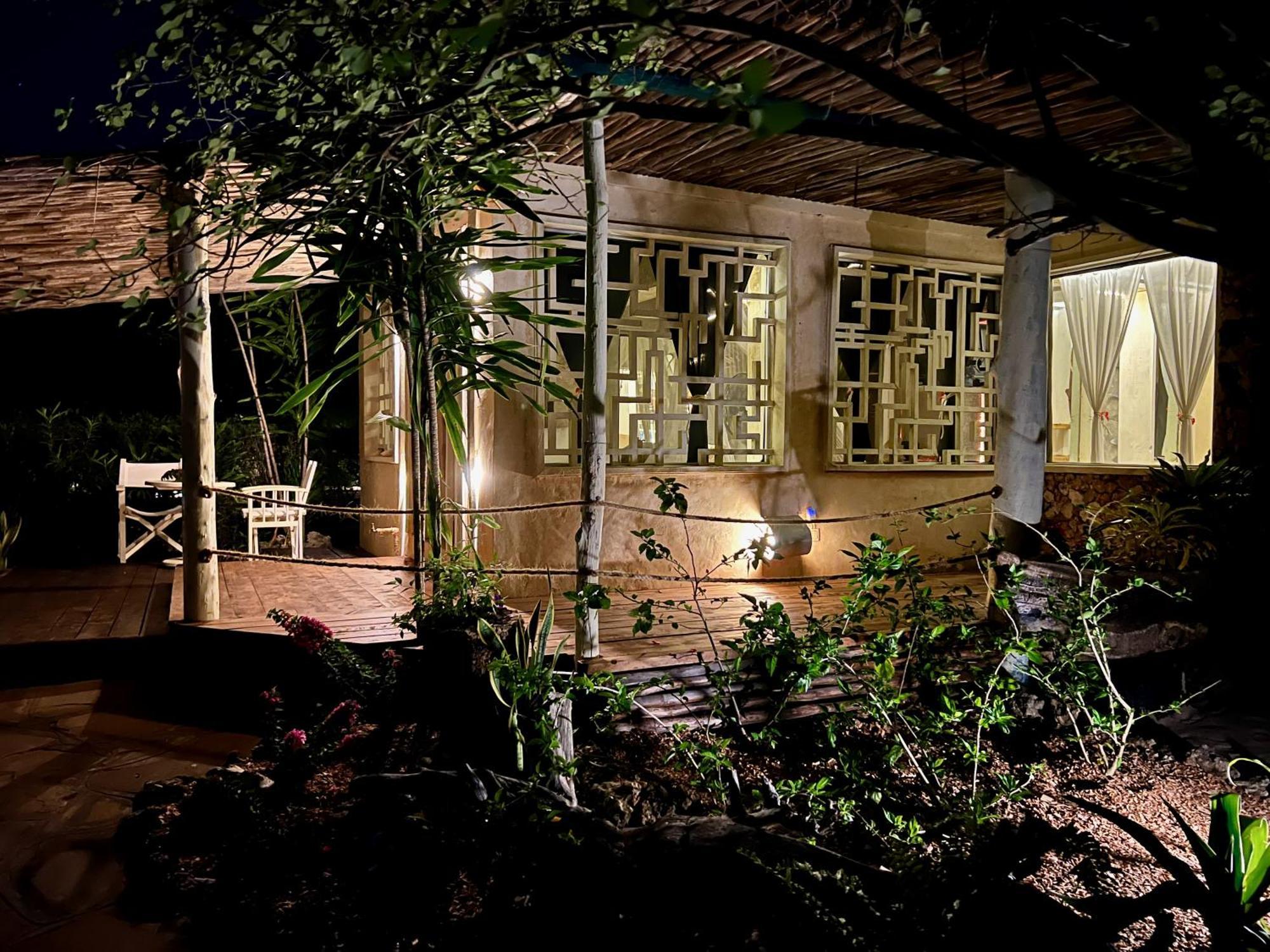 Rock And Sea Resort Watamu Buitenkant foto
